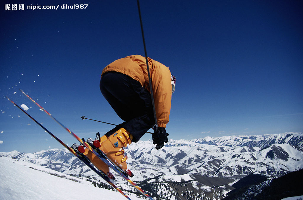示了其在比 示了其在比